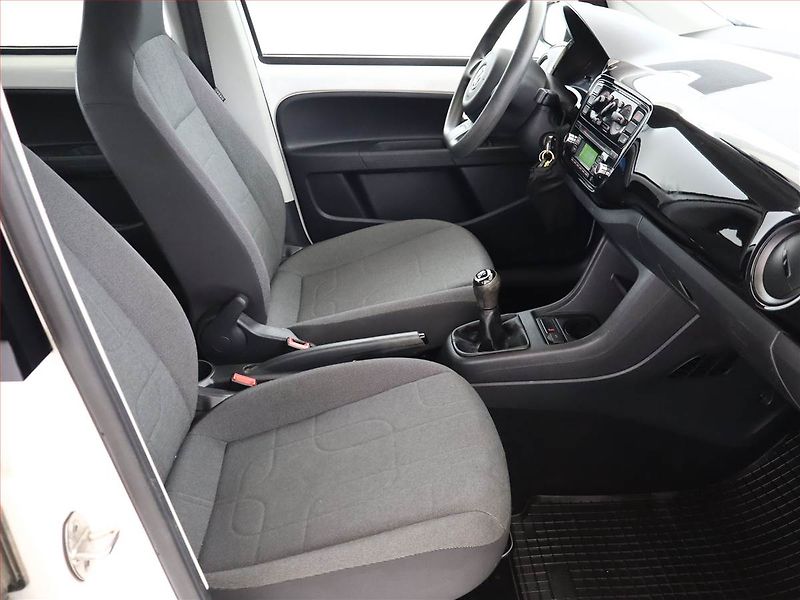 Volkswagen up! (2015) move 1.0 MPI - fotka 7 z 10