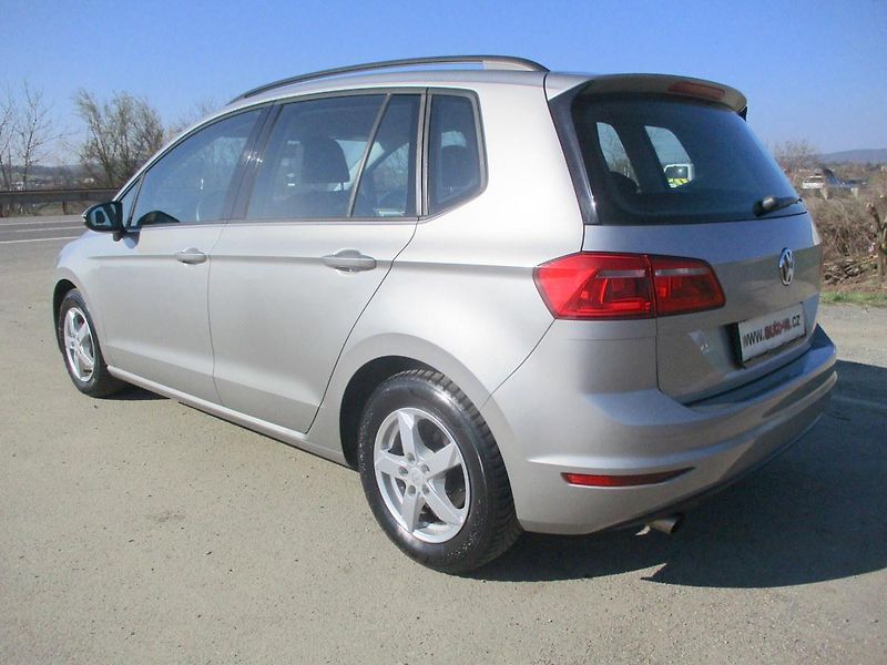 Volkswagen Golf Sportsvan 1.2TSi 81kW 95TKM 6st.MAN.P - fotka 9 z 45