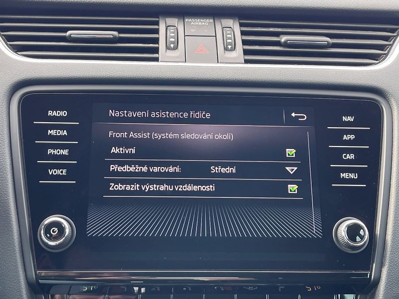 Škoda Octavia (2017) 1.4 TSI 110kW Drive combi - fotka 14 z 30