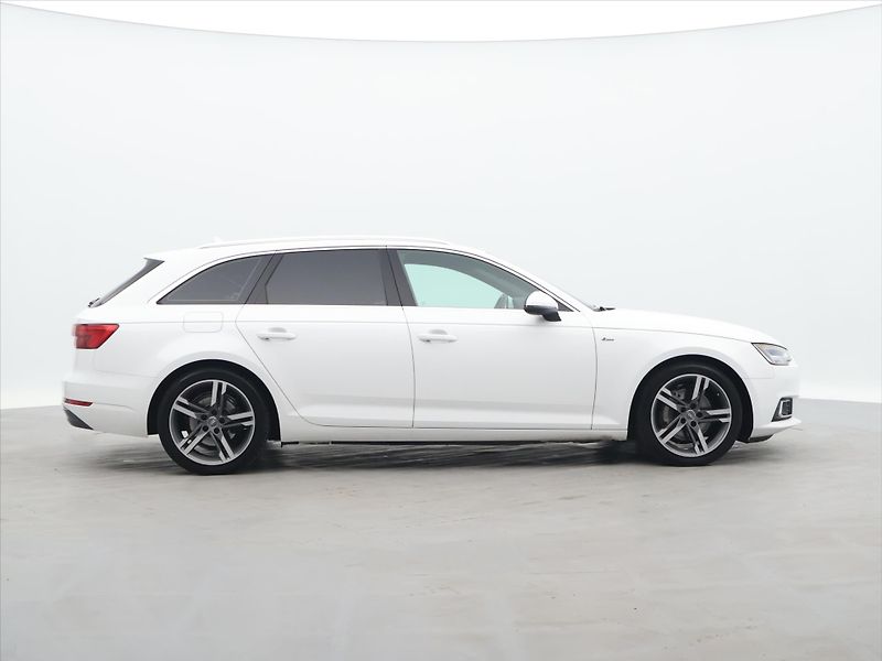 Audi A4 3,0 TDI quattro S-line S-Troni - fotka 8 z 33