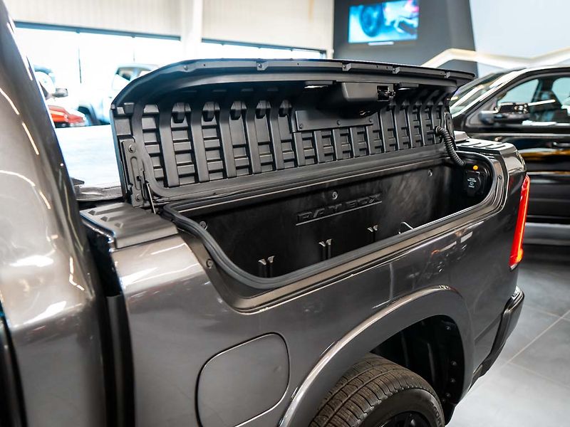 Dodge RAM (2026) 5.7 HEMI V8 Limited 2026 - fotka 46 z 50