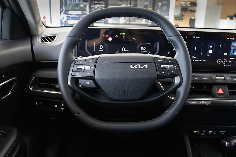 Kia K4 Sportswagon 1,6 T-GDi GPF 7DCT TOP - fotka 9 z 17