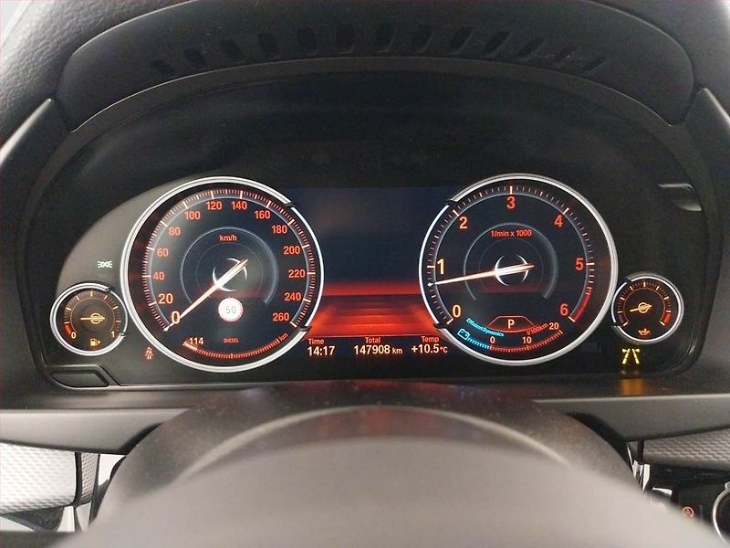 BMW X6 (2016) xDrive30d - fotka 11 z 23