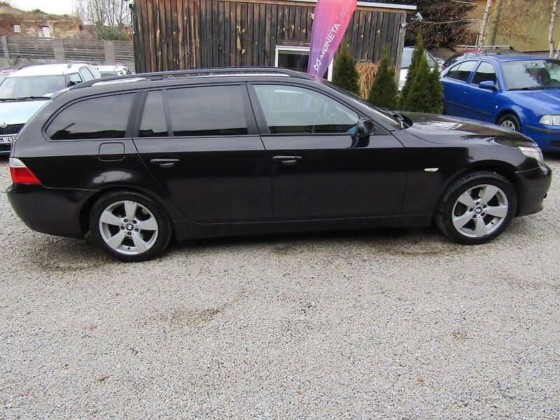 BMW Řada 5 (2006) 3.0D X-DRIVE 170kW - fotka 9 z 38