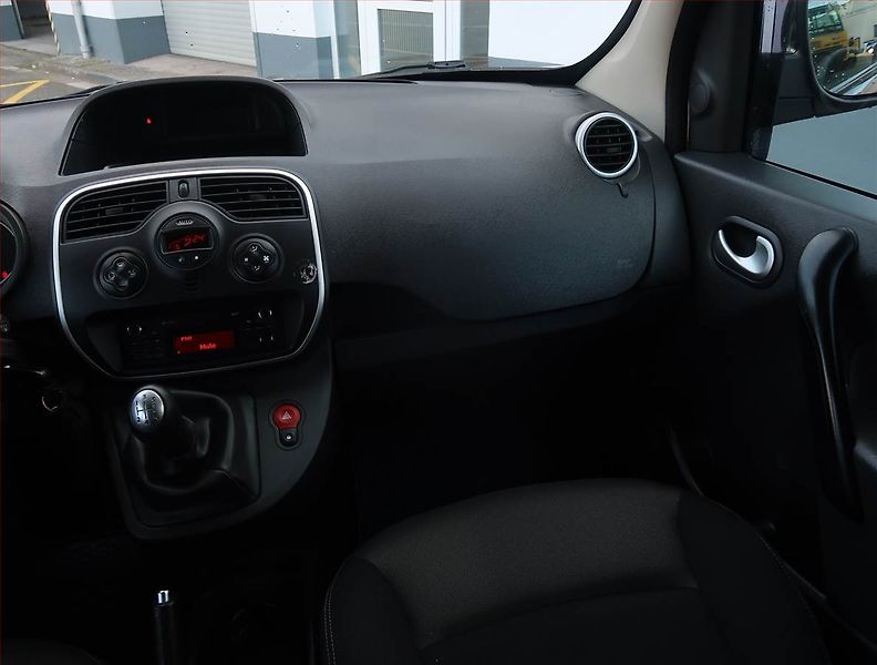 Renault Kangoo (2017) 1.5 dCi, 5Míst, ČR, DPH - fotka 8 z 15