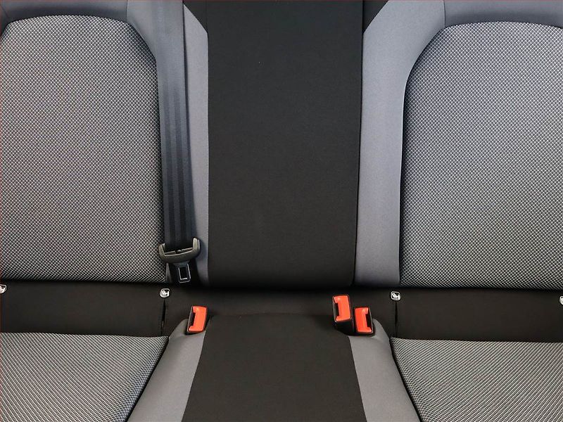Seat Arona (2019) 1.0 TSI, Automat, Navi - fotka 8 z 19