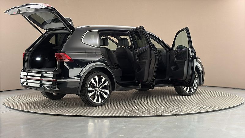 Volkswagen Tiguan Allspace 2.0 TDI DSG 4motion R-Line - fotka 6 z 36