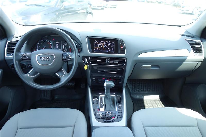 Audi Q5 2,0 TDi 120KW,S-TRONIC,QATTRO. - fotka 16 z 36