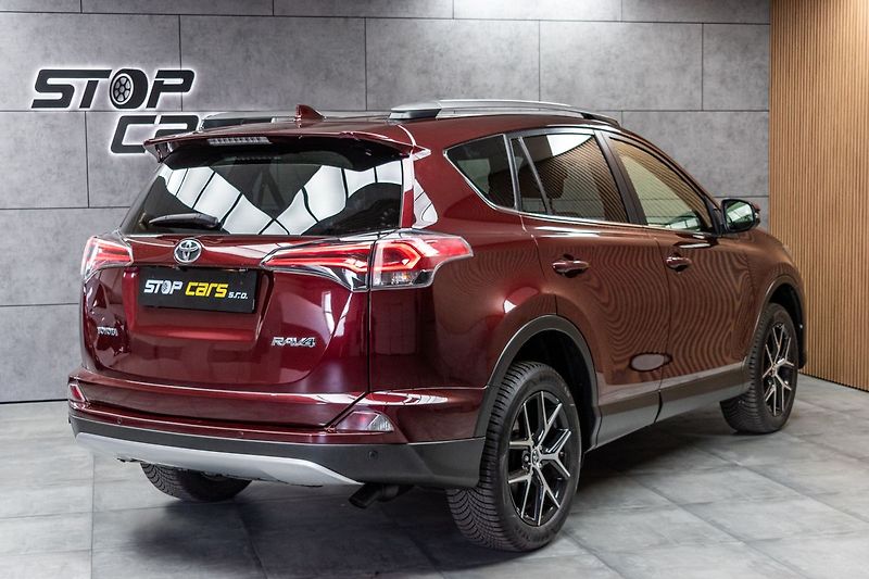 Toyota RAV4 2.0 D-4D 105kW*PO ROZVODECH* - fotka 6 z 44