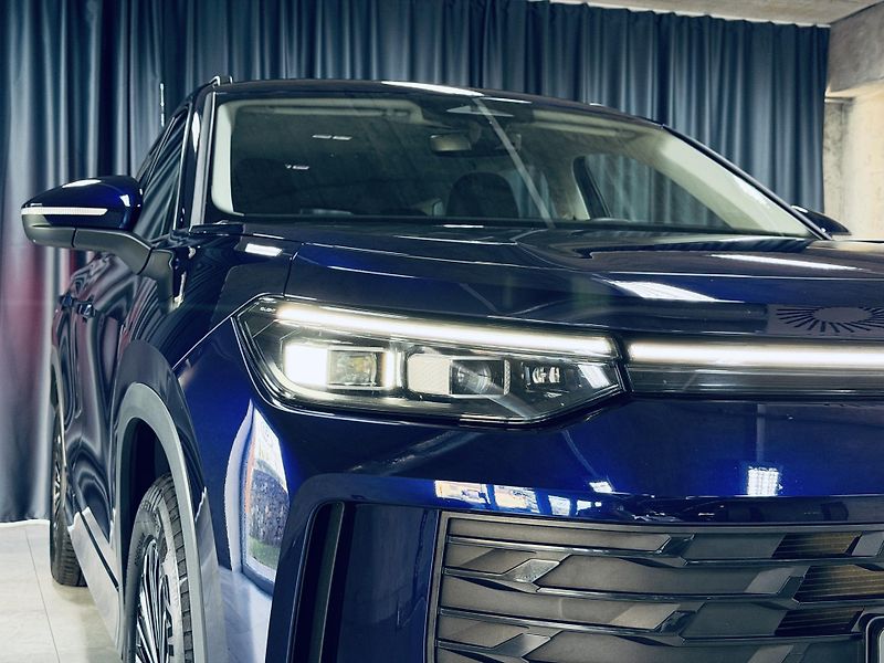 Volkswagen Tayron (2025) 2.0*TDi*4M*ZÁRUKA*REZERVACE - fotka 4 z 32
