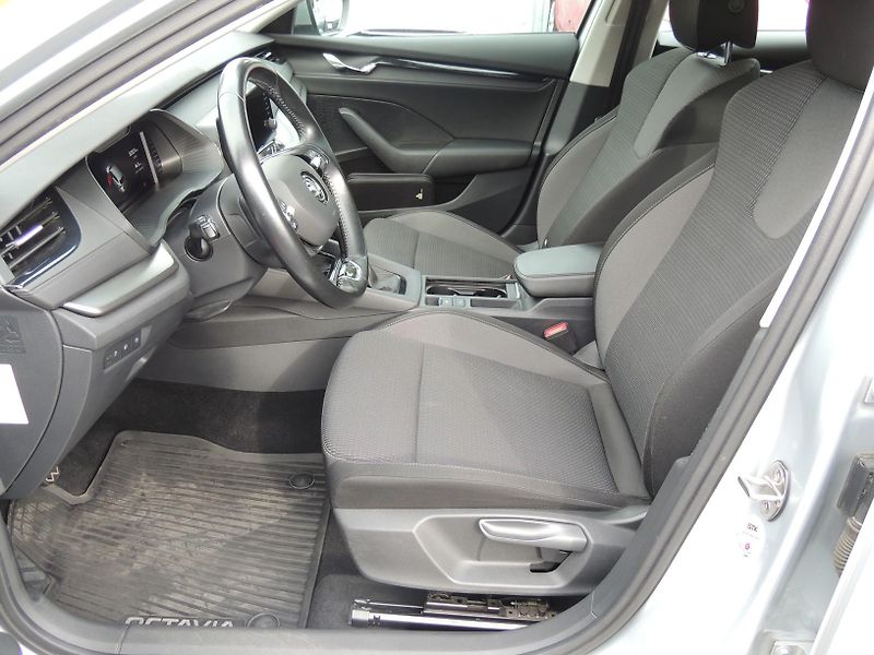 Škoda Octavia (2020) 1.5TSi,110kw,Combi,ČR,1maj. - fotka 36 z 58