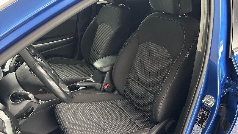 Kia Ceed 1.5 T-GDI Top - fotka 15 z 26