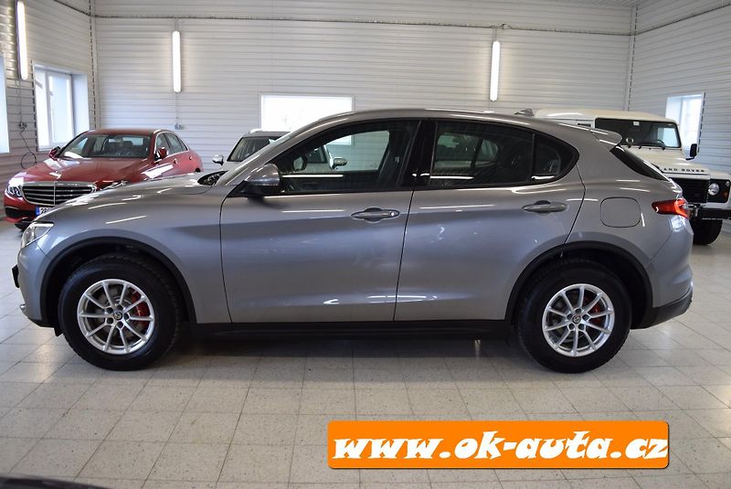 Alfa Romeo Stelvio 2.2 JTD Q4 SPORT 150 kW - DPH - fotka 2 z 60
