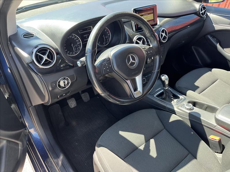 Mercedes-Benz Třídy B 1,8 CDi KLIMA BIXENON SERVIS - fotka 9 z 43