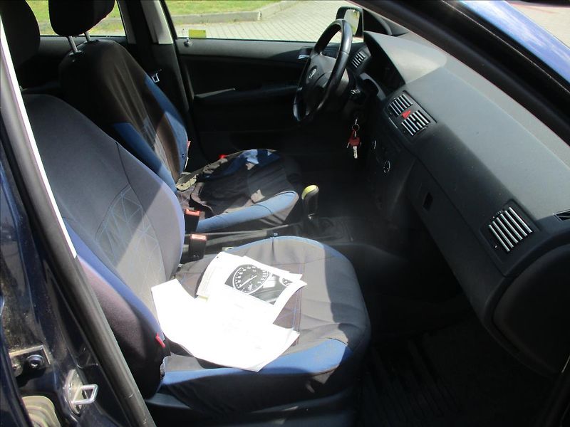 Škoda Fabia 1,2 i 47kw Klima, CZauto - fotka 13 z 41