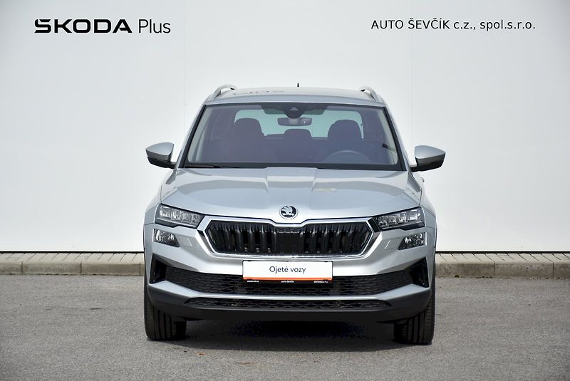 Škoda Karoq (2025) Top Selection 2.0 TDI 110kW 4x - fotka 4 z 34