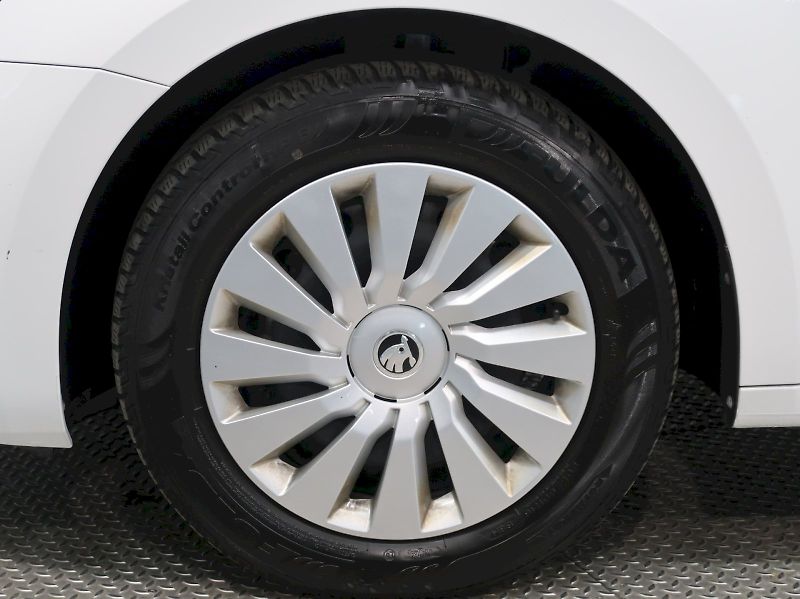 Škoda Octavia (2023) ACTIVE 2.0TDI 85KW - fotka 12 z 34