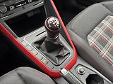 Volkswagen Polo 2,0 TSi 147kW MANUÁL GTI Beats - náhled 31