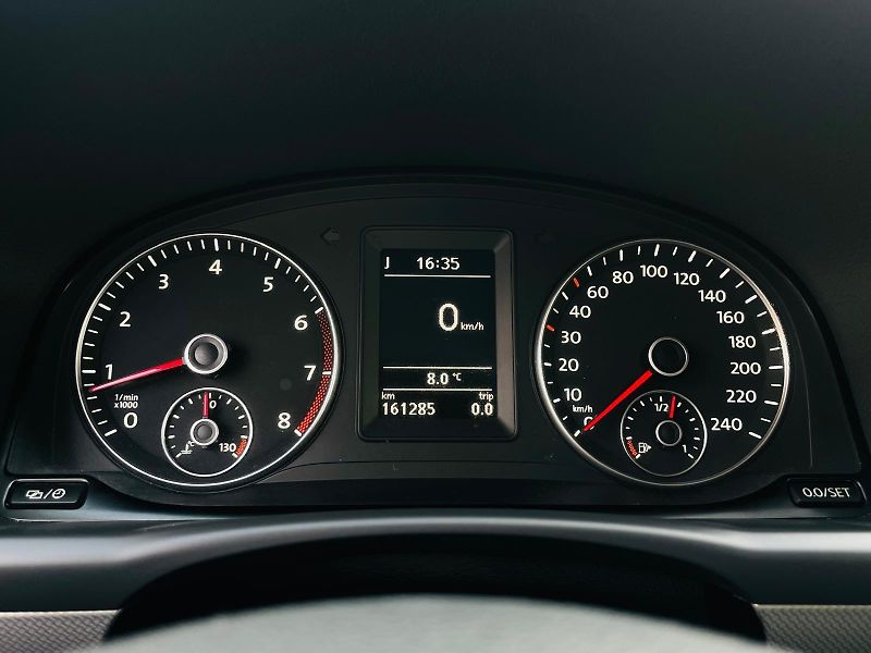 Volkswagen Touran 1.4TSI VÝHŘEV SENZORY SERVISKA - fotka 1 z 45