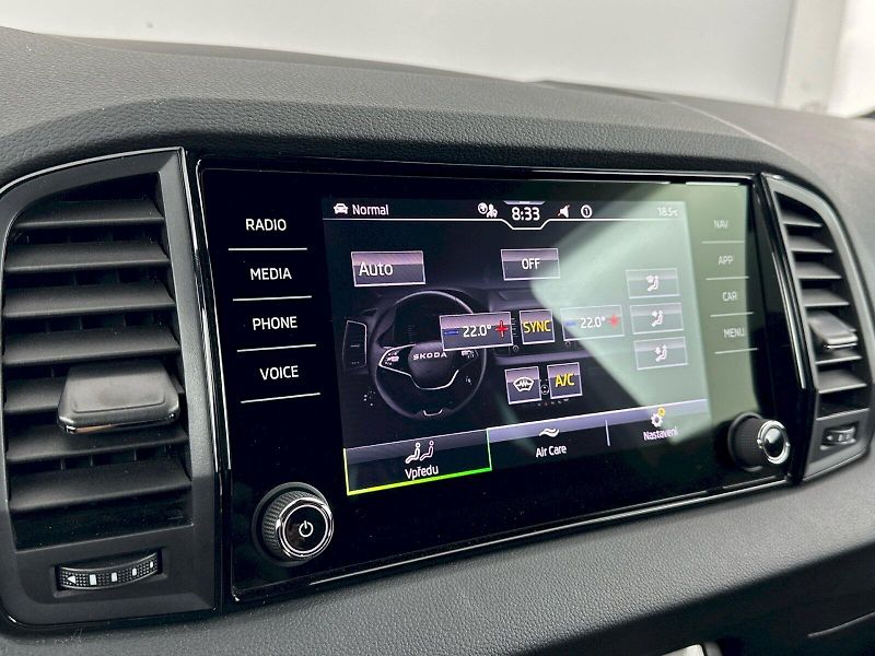 Škoda Karoq (2025) DSG 2.0TDI 110kW 4x4 SportLine - fotka 20 z 36