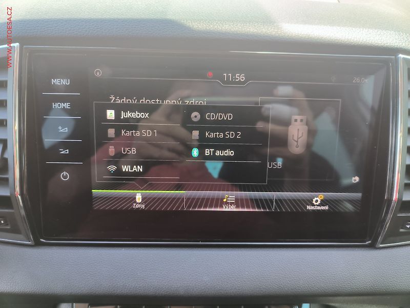 Škoda Karoq (2018) 1.5TSi, ČR, DSG, navi - fotka 14 z 27
