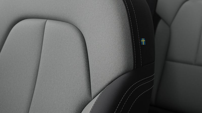 Volvo XC40 (2026) B3 CORE AUT - fotka 10 z 14