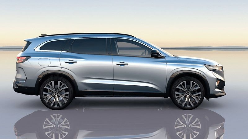 Renault Espace (2026) Iconic fullhybrid E-Tech 200 k - fotka 3 z 6
