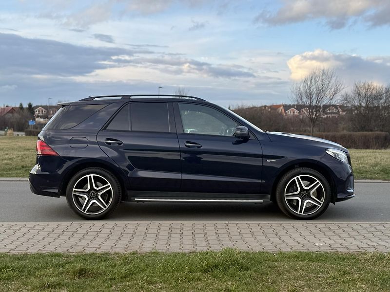 Mercedes-Benz GLE (2017) 43 AMG - fotka 5 z 15