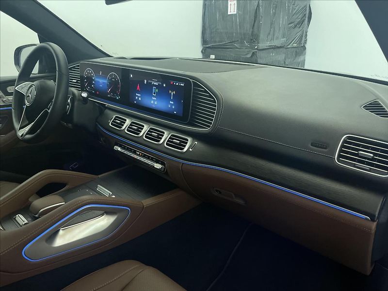 Mercedes-Benz GLE 450 d 4MATIC AMG Line - fotka 14 z 25
