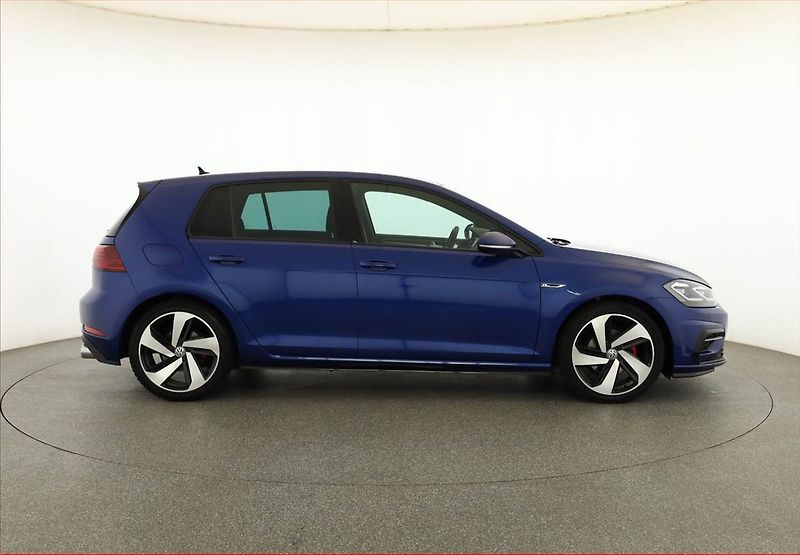 Volkswagen Golf (2019) R-Line 1.5 TSI, Serv.kniha - fotka 6 z 16