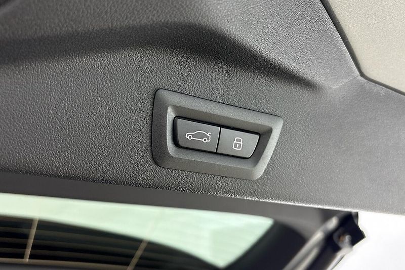 BMW X5 xDrive30d - fotka 12 z 30