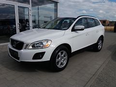 Volvo XC60 2.4D,129kW,KŮŽE ,SERVI.KNÍŽKA! - fotografie inzerátu