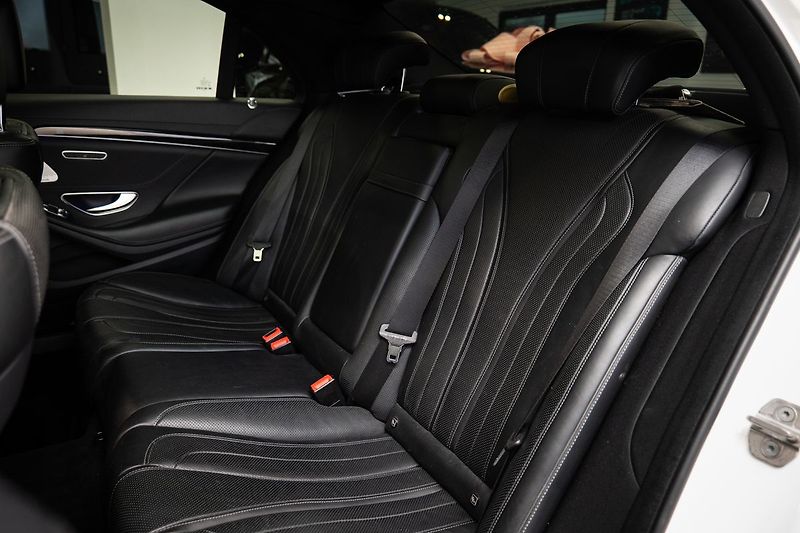 Mercedes-Benz Třídy S 400d 4MATIC/LED/360/Pano - fotka 11 z 23