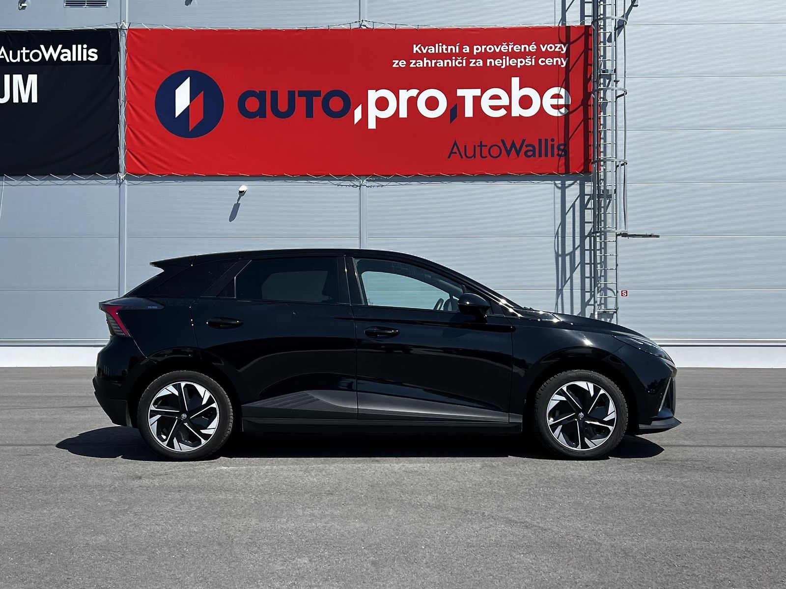MG MG4 150kW 64kWh LUXURY 1.Maj DPH