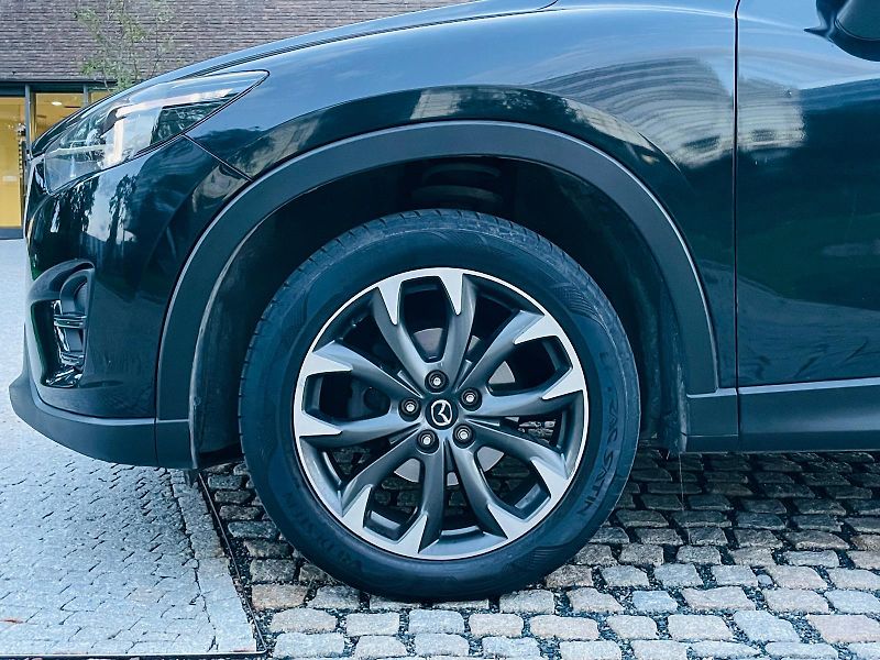 Mazda CX-5 2.5i 4x4 AUT KAMERA LED VÝHŘEV - fotka 45 z 45