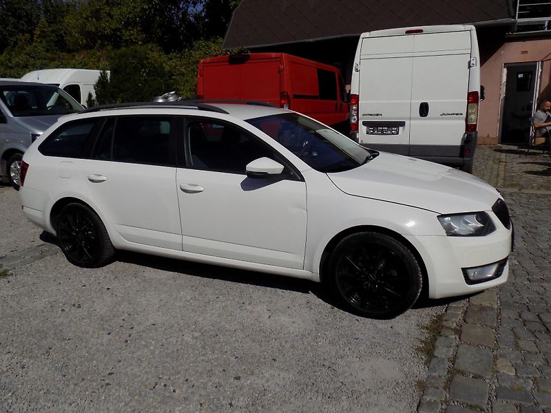 Škoda Octavia 1,6 TDI 81 KW NOVÉ ROZVODY!!! - fotka 6 z 38
