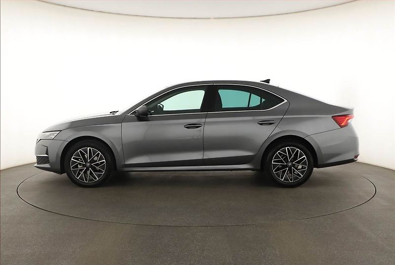 Škoda Octavia (2025) 1.5 TSI e-tec, TOP SELECTION - fotka 3 z 20