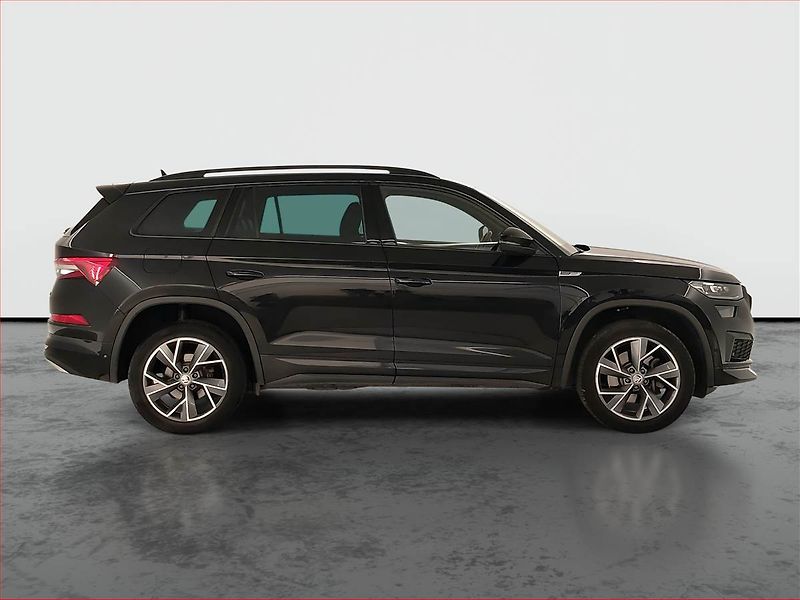 Škoda Kodiaq (2023) 2.0 TDI - fotka 6 z 24