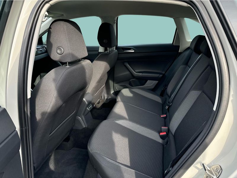 Volkswagen Taigo Life 1.0 TSI 70 kW - fotka 12 z 18
