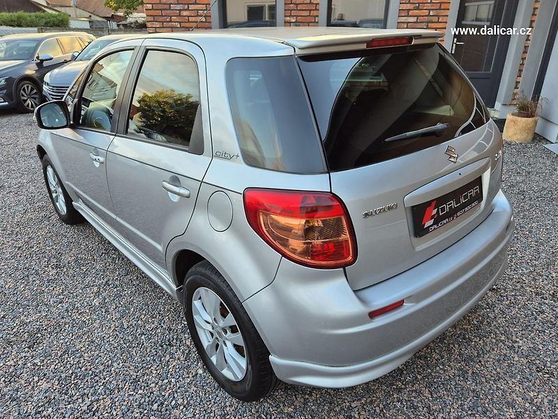 Suzuki SX4 (2013) 1.6VVT 88KW CITY + - fotka 8 z 53
