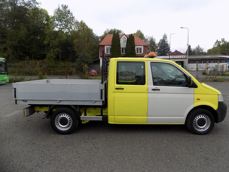 Volkswagen Transporter (2007) 2,5 96KW 7MÍST SKLÁPĚČ  - fotka 8 z 53
