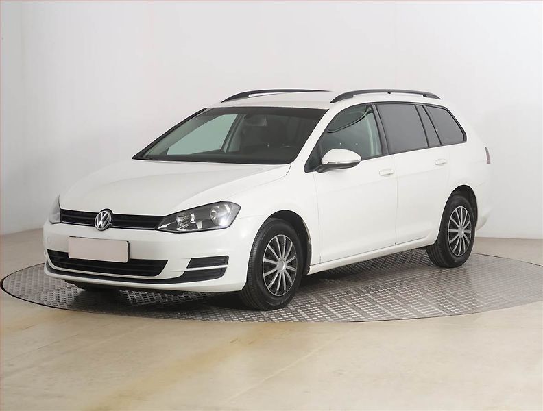 Volkswagen Golf (2015) Comfortline 1.6 TDI - fotka 2 z 15