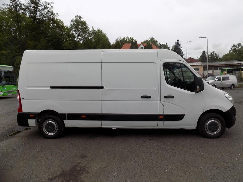 Renault Master (2014) 2,3 110KW MAXI KLIMA - fotka 8 z 35
