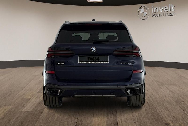 BMW X5 xDrive40d - fotka 4 z 26