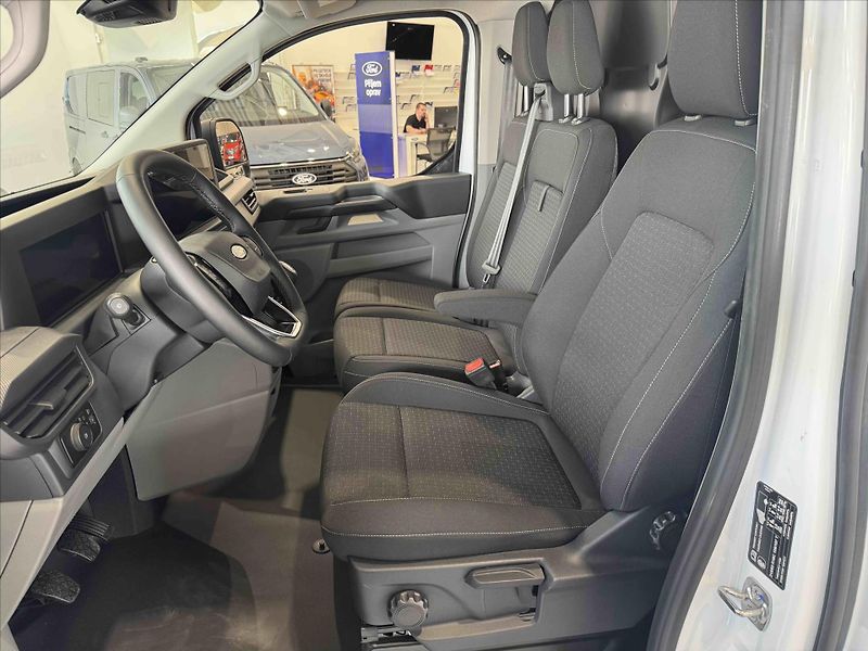 Ford Transit Custom (2025) 2,0 EcoBlue 100 kW/136 koní, 6 - fotka 8 z 15