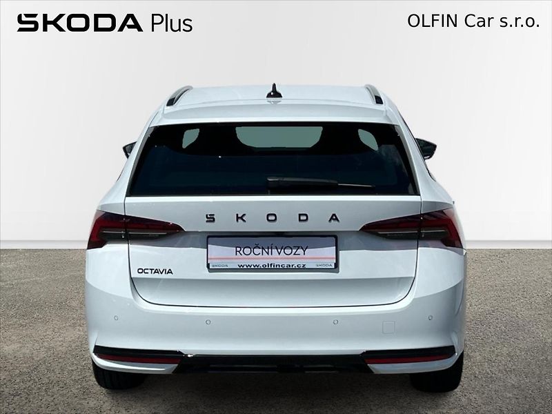 Škoda Octavia 2,0 TDi 110kW 7DSG SPORTLINE - fotka 9 z 29