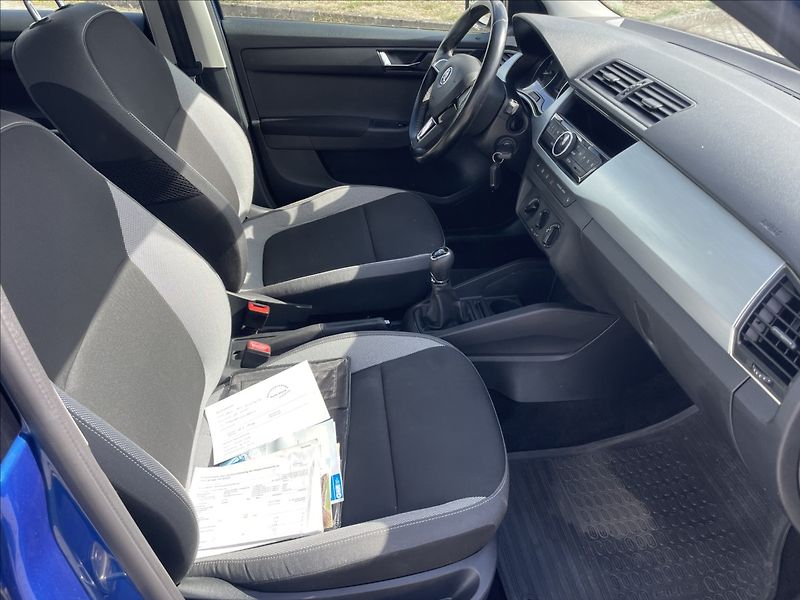 Škoda Fabia 1,2 TSi 66kw Ambiente Tažné Te - fotka 13 z 34