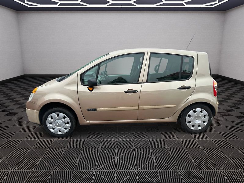 Renault Modus (2004) 1.6 16v 65kw - fotka 4 z 22