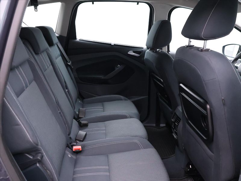 Ford C-MAX 2,0 TDCi 120kW Titanium 1.Maj. - fotka 14 z 37