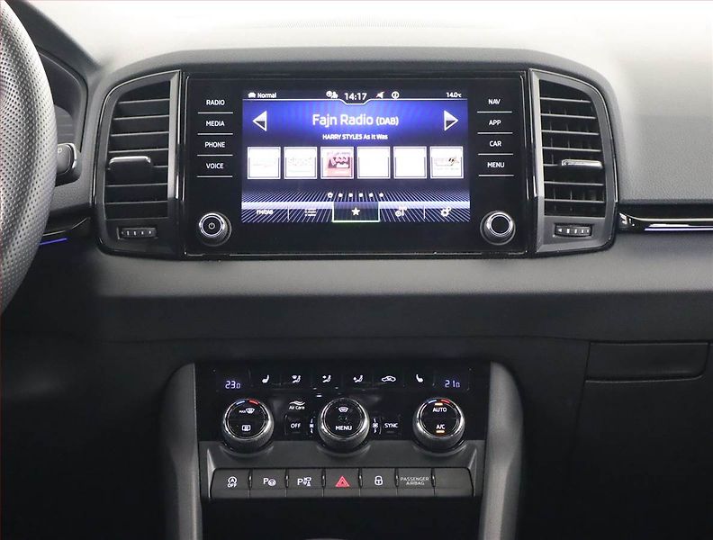 Škoda Karoq (2024) Sportline 1.5 TSI, Sportline - fotka 12 z 27